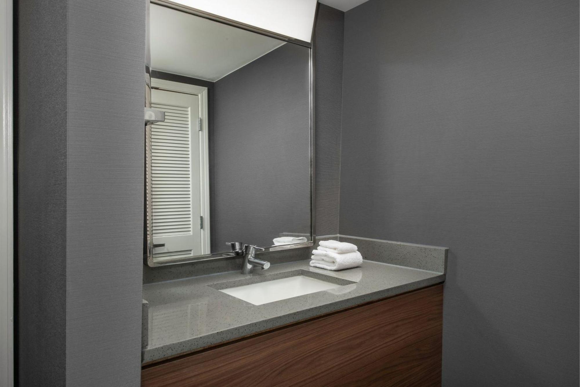 Courtyard By Marriott Ντόθαν Εξωτερικό φωτογραφία